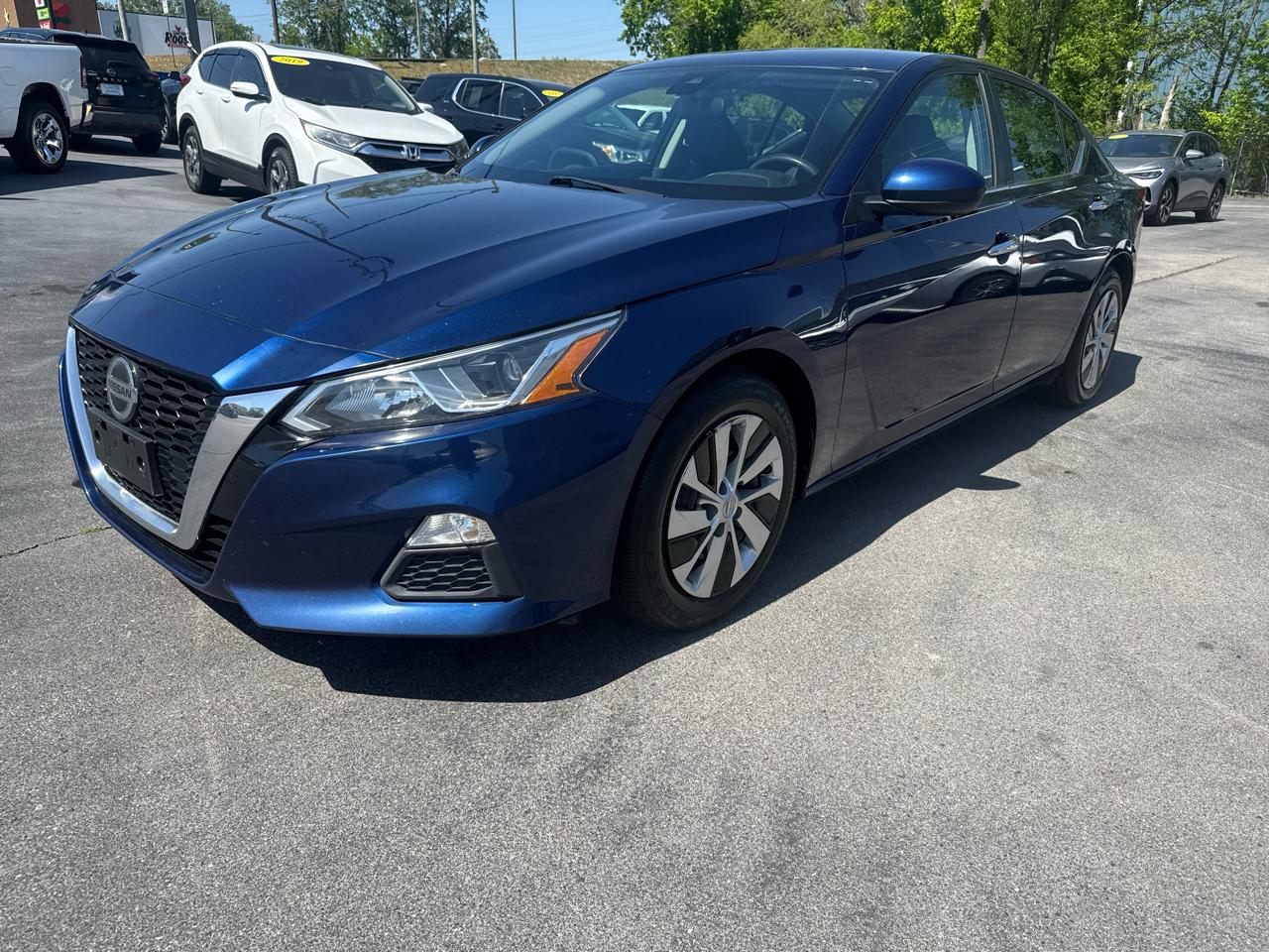 Nissan Altima  2021