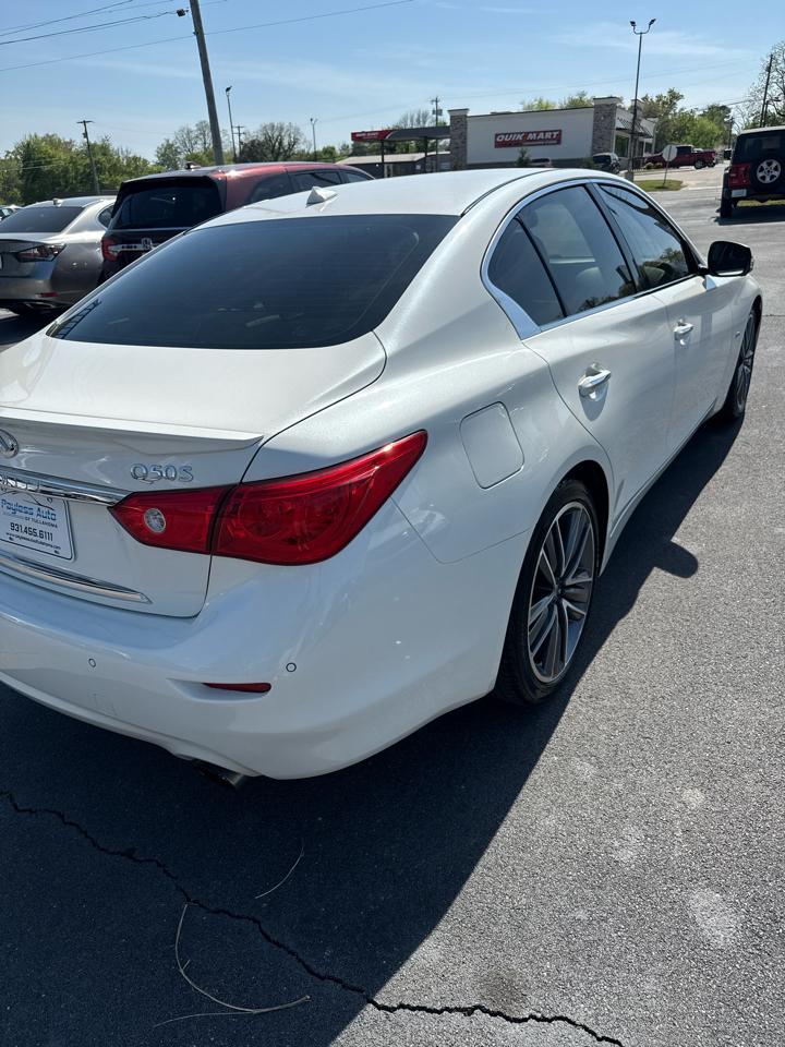 Infiniti Q50  2016