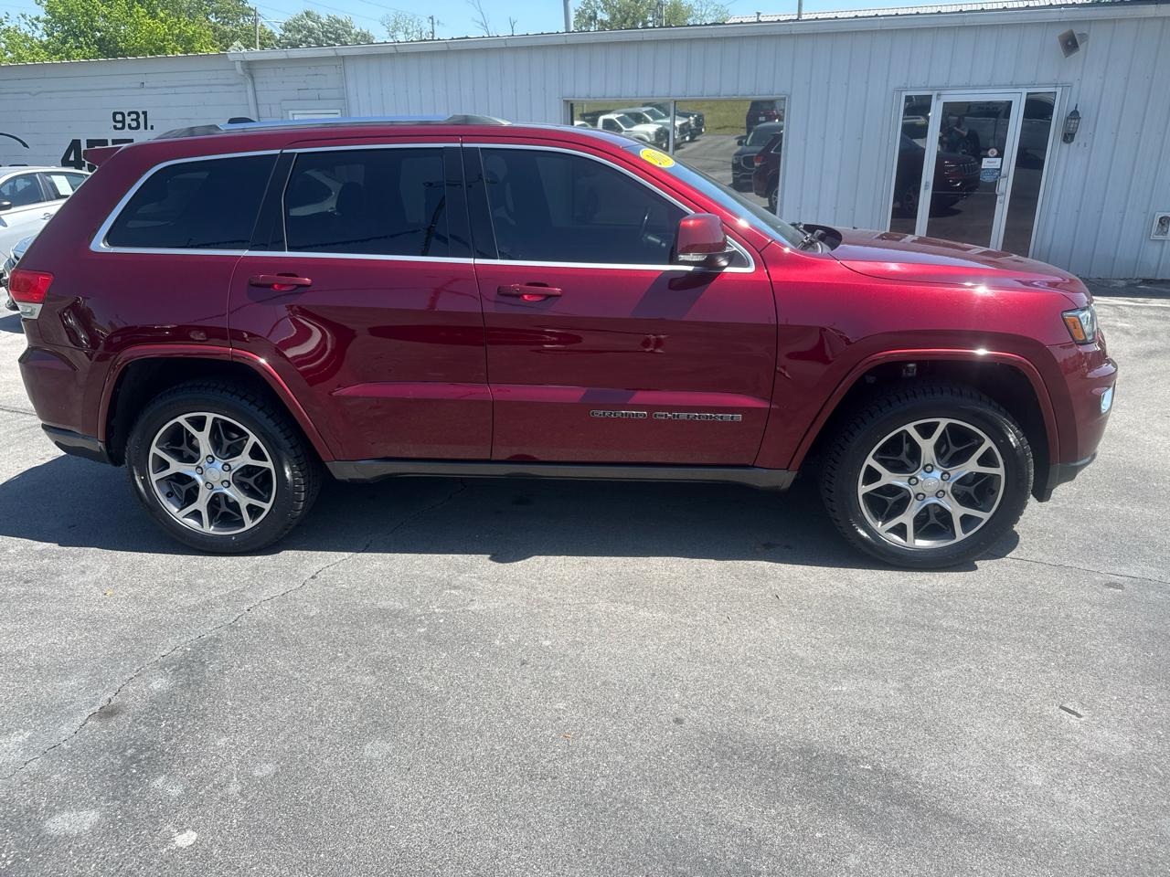 Jeep Grand Cherokee  2018
