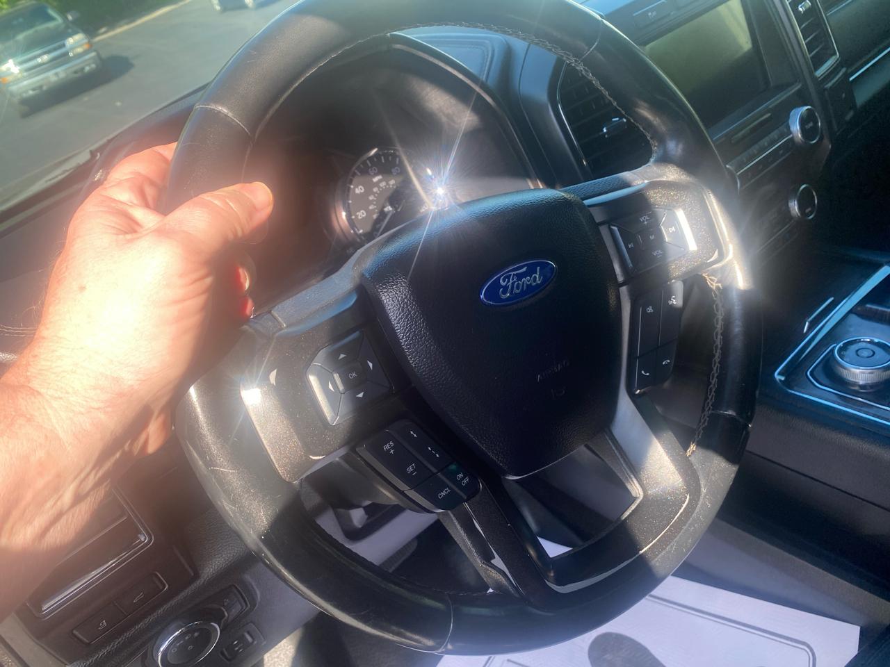 Ford Expedition  2019
