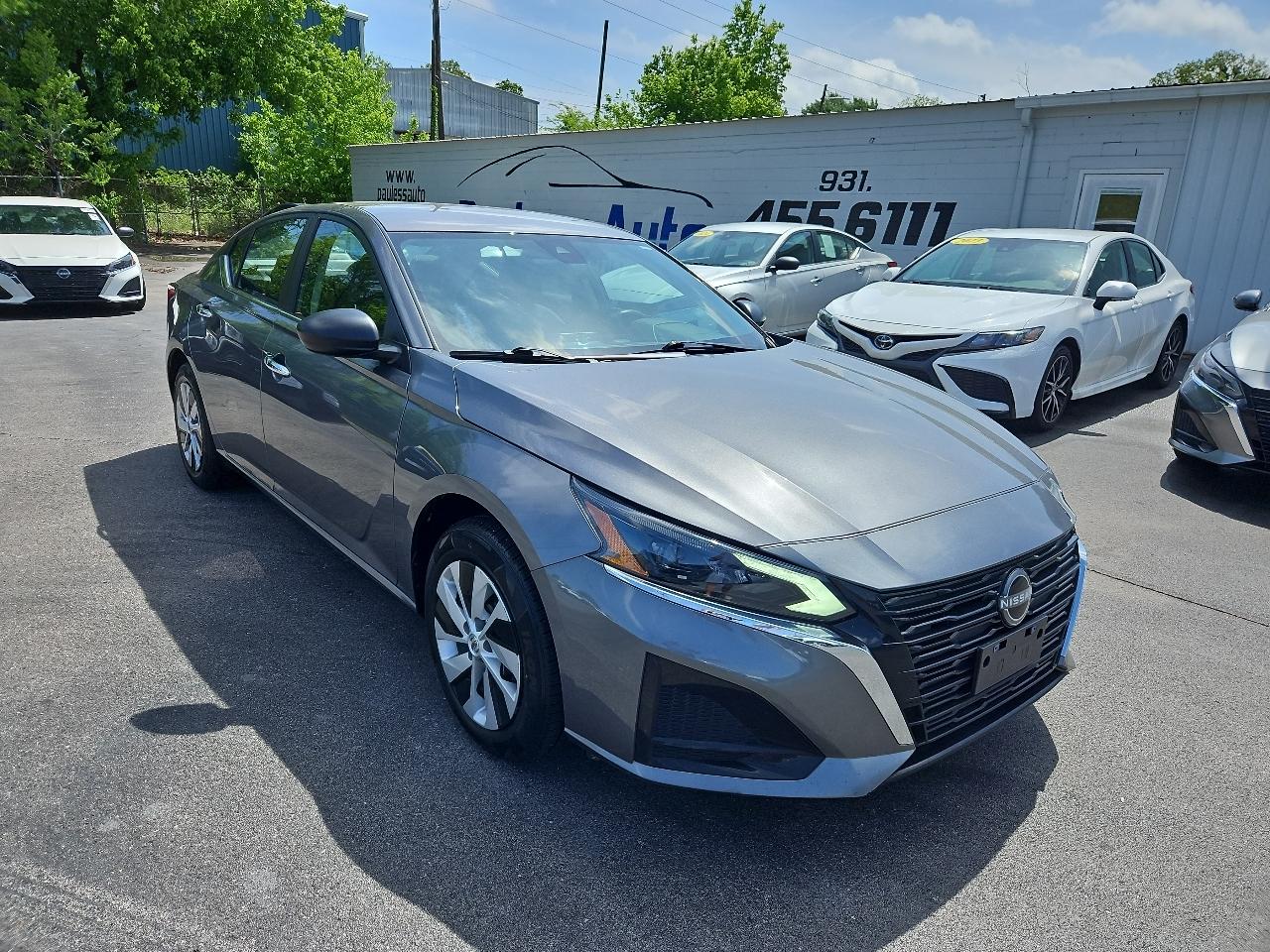 Nissan Altima  2024