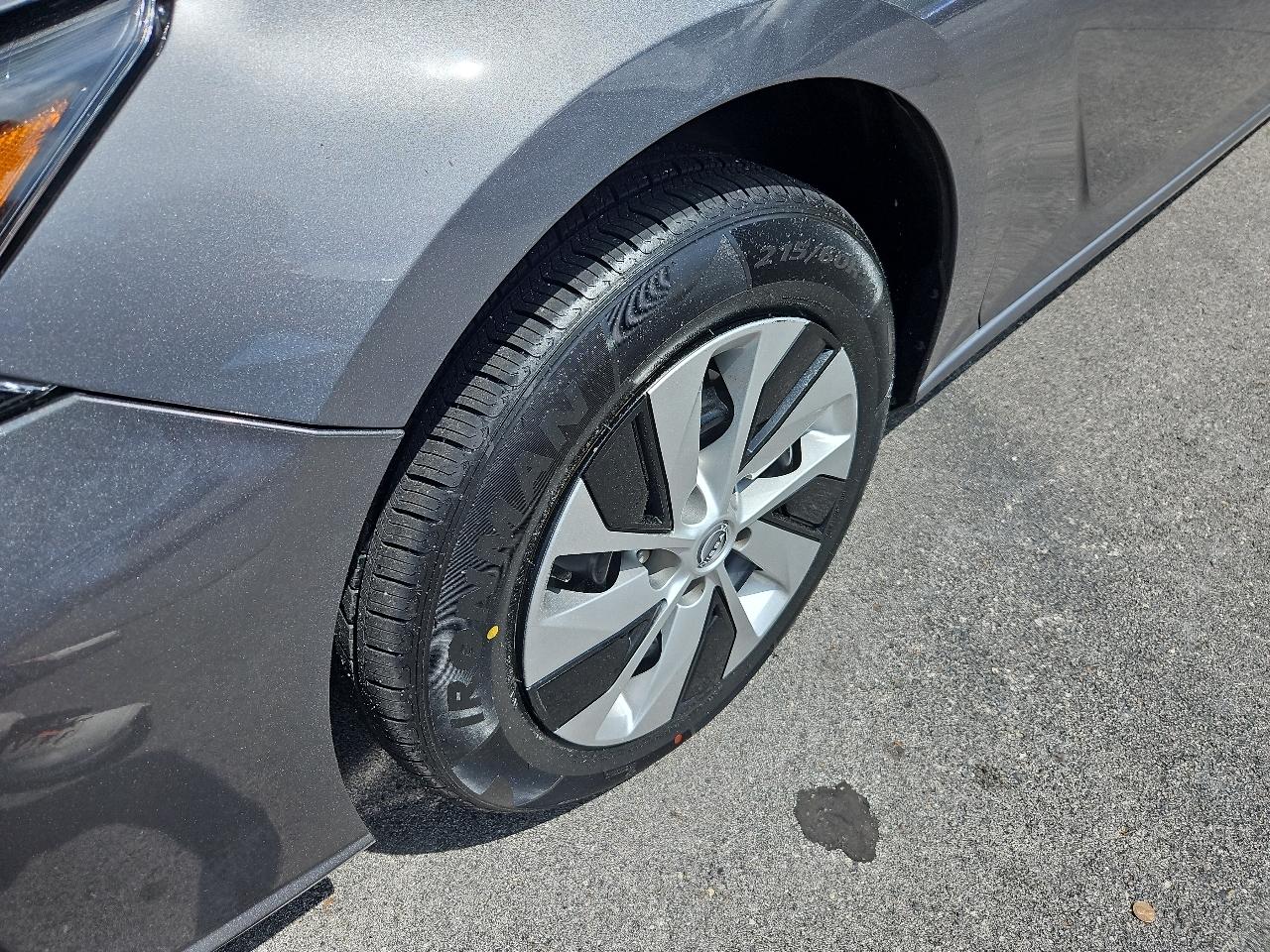 Nissan Altima  2024
