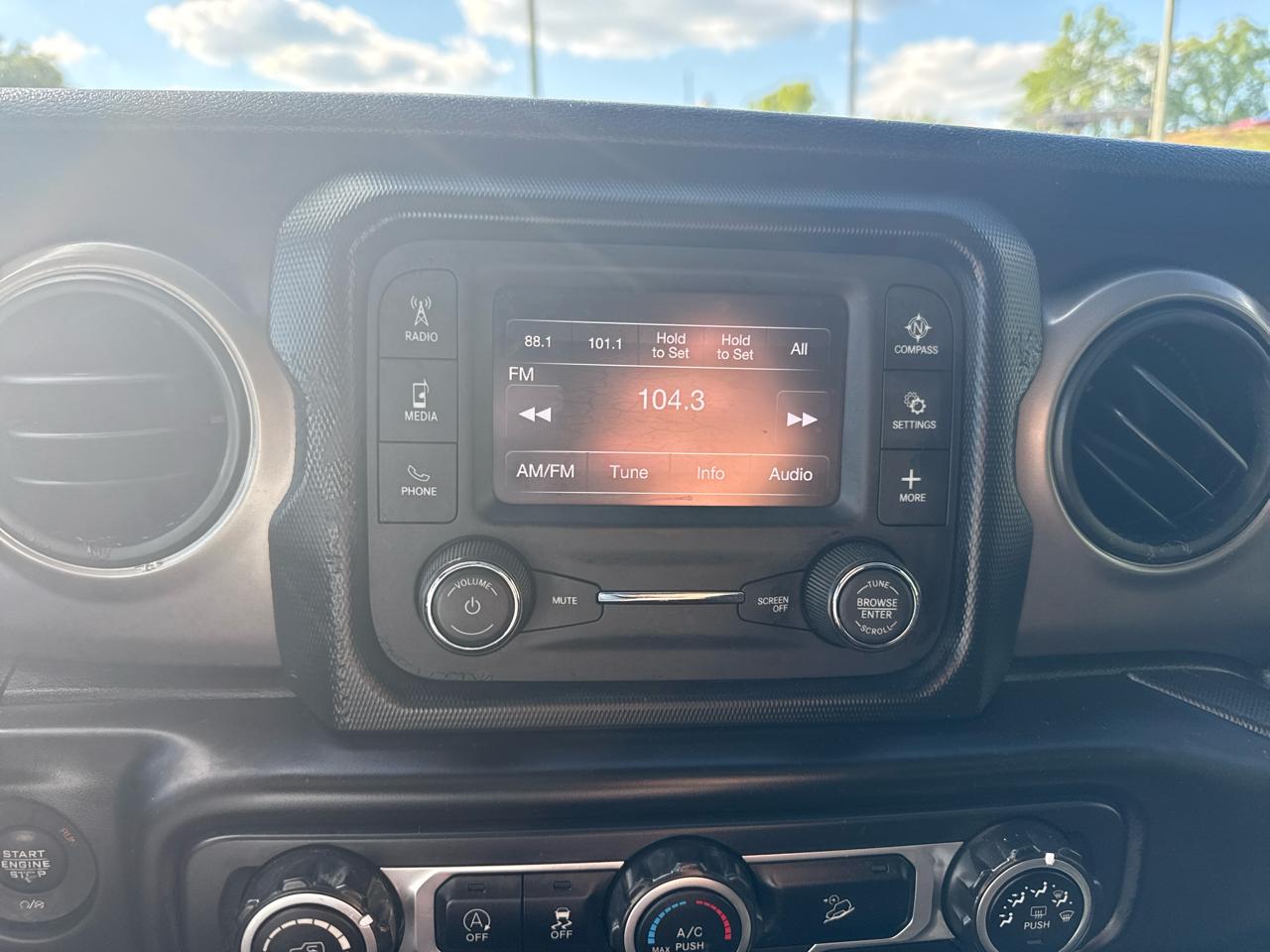 Jeep Wrangler  2020