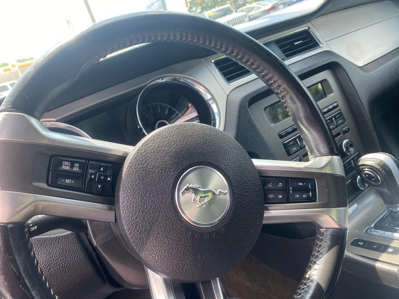 Ford Mustang  2014
