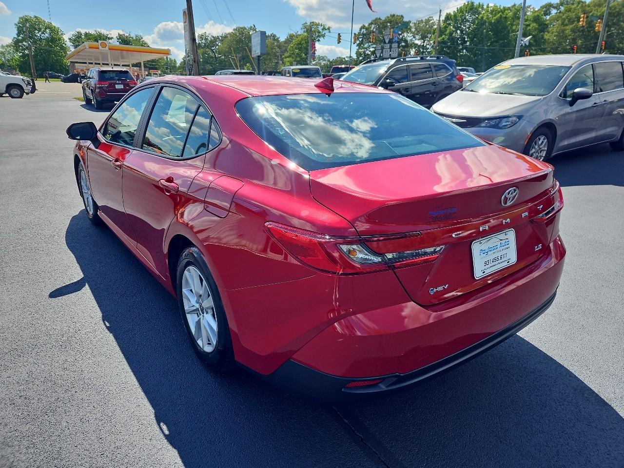 Toyota Camry Hybrid XSE 2025