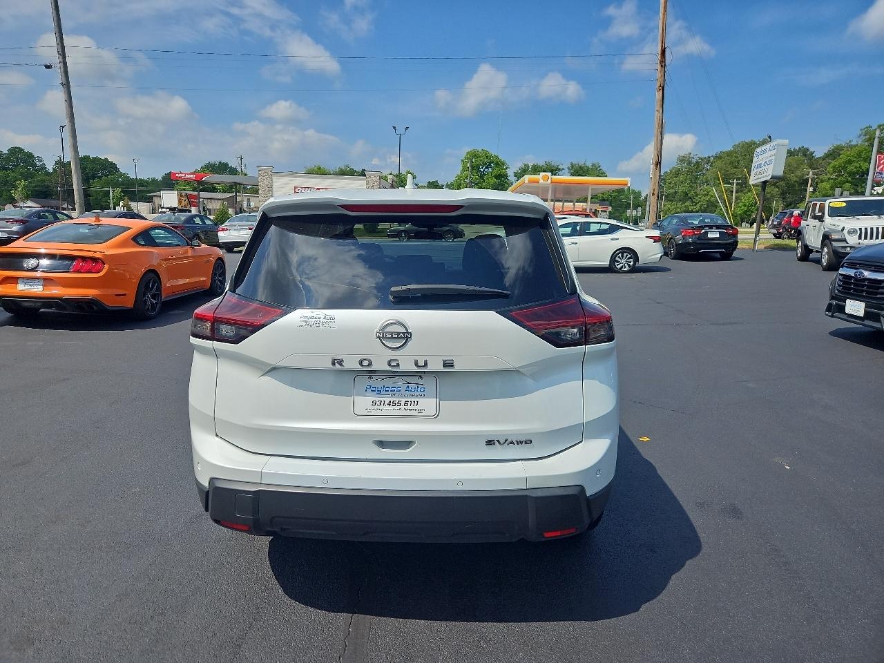 Nissan Rogue  2024