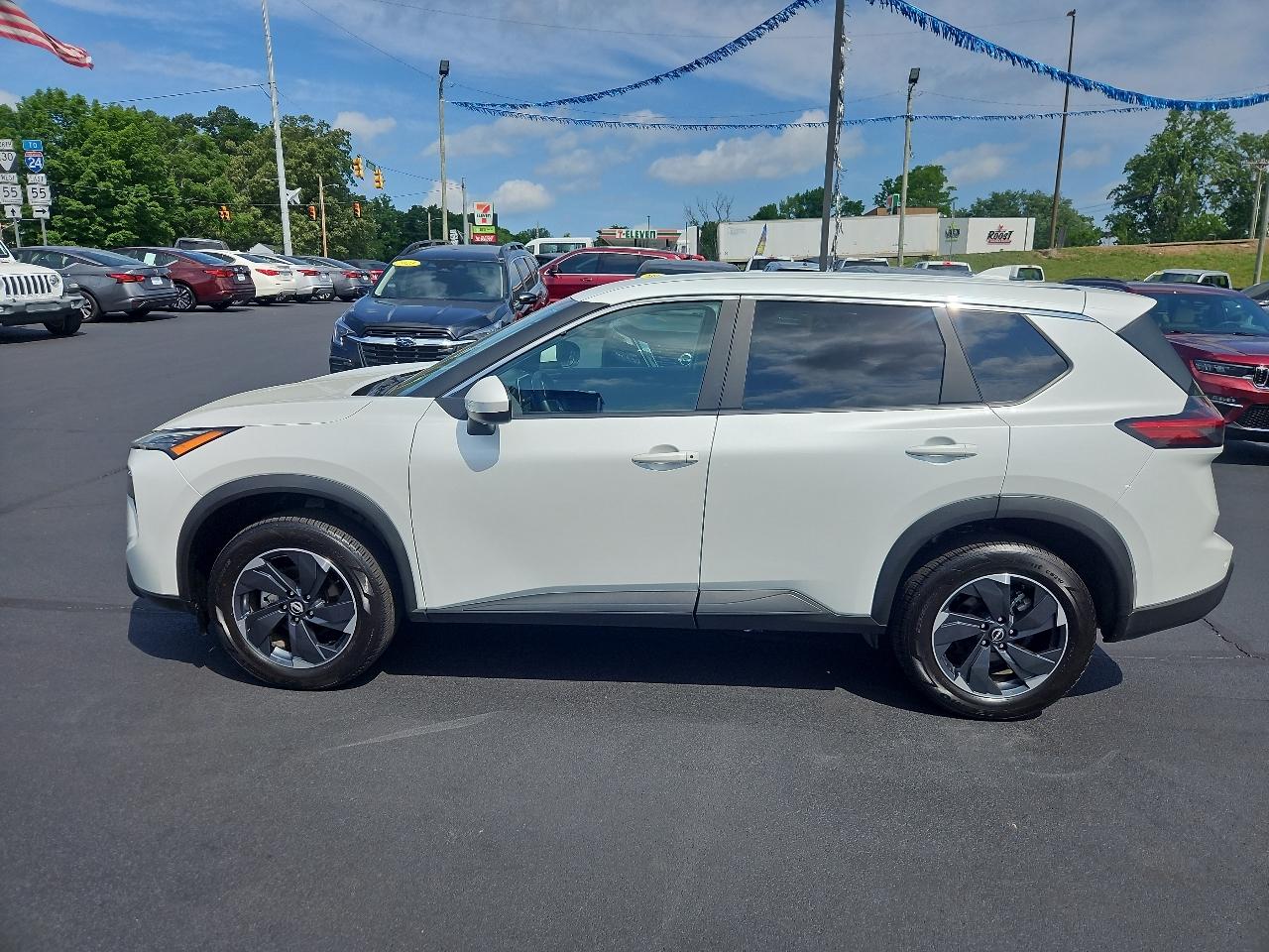 Nissan Rogue  2024