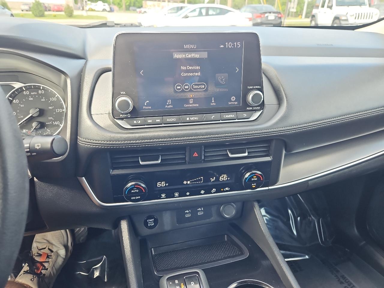 Nissan Rogue  2024