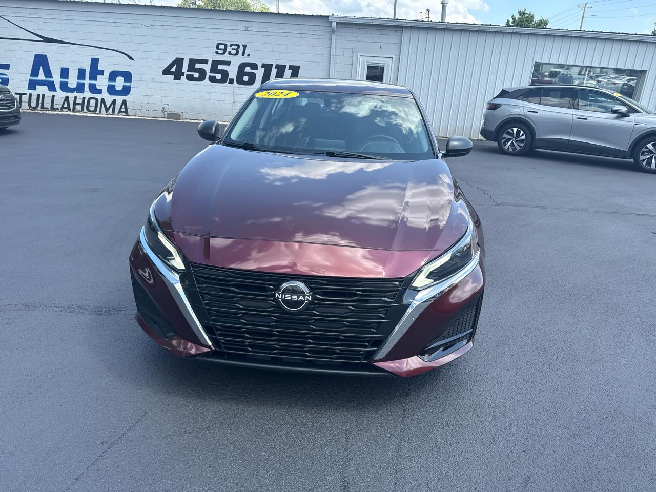 Nissan Altima  2024