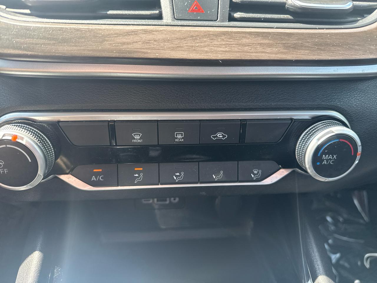 Nissan Altima  2024