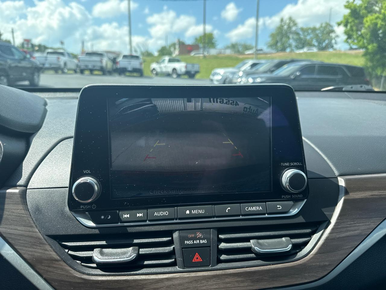 Nissan Altima  2024
