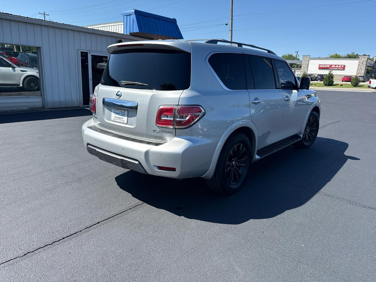 Nissan Armada  2020