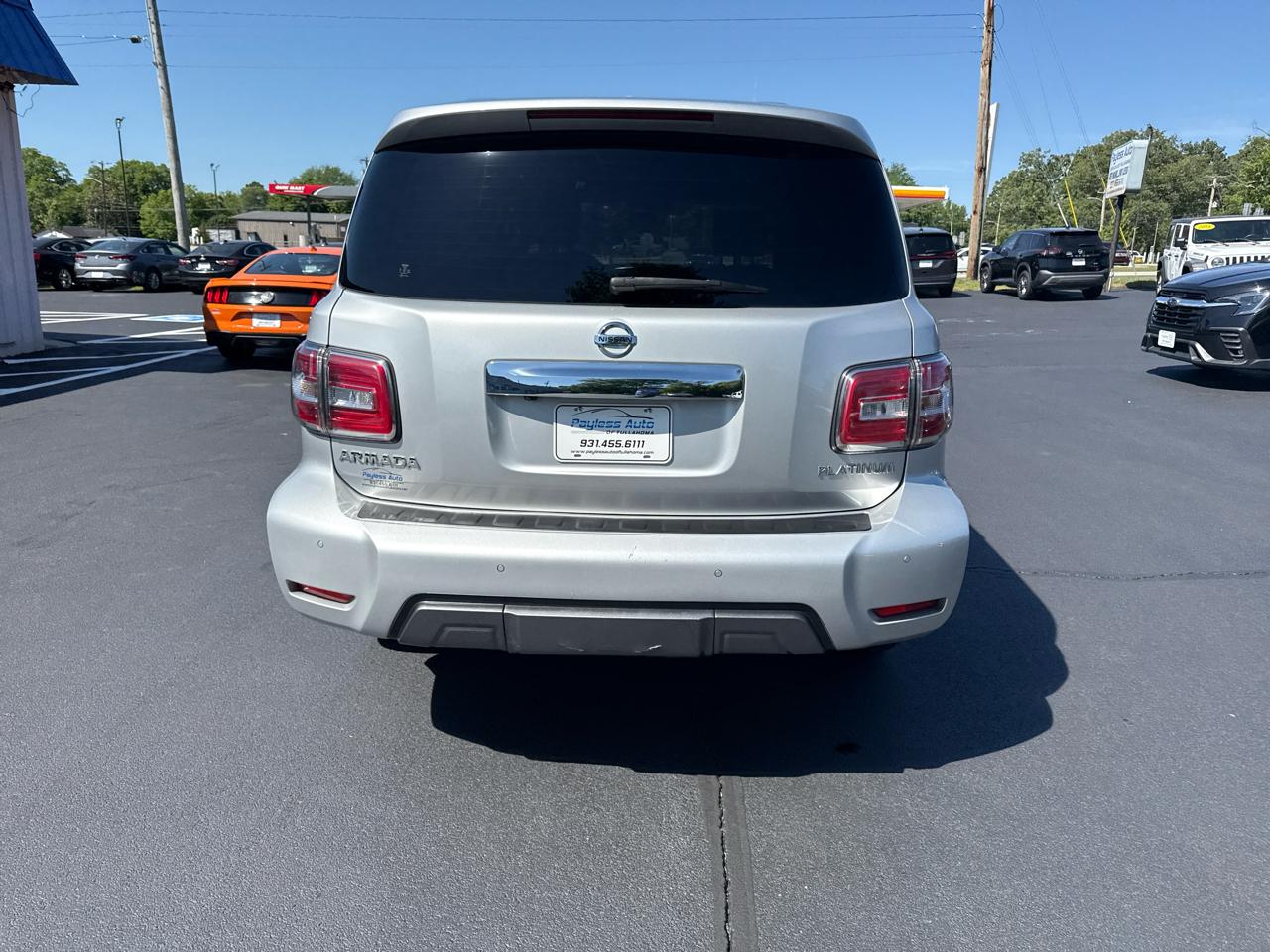 Nissan Armada  2020