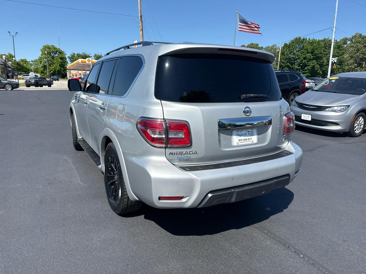 Nissan Armada  2020
