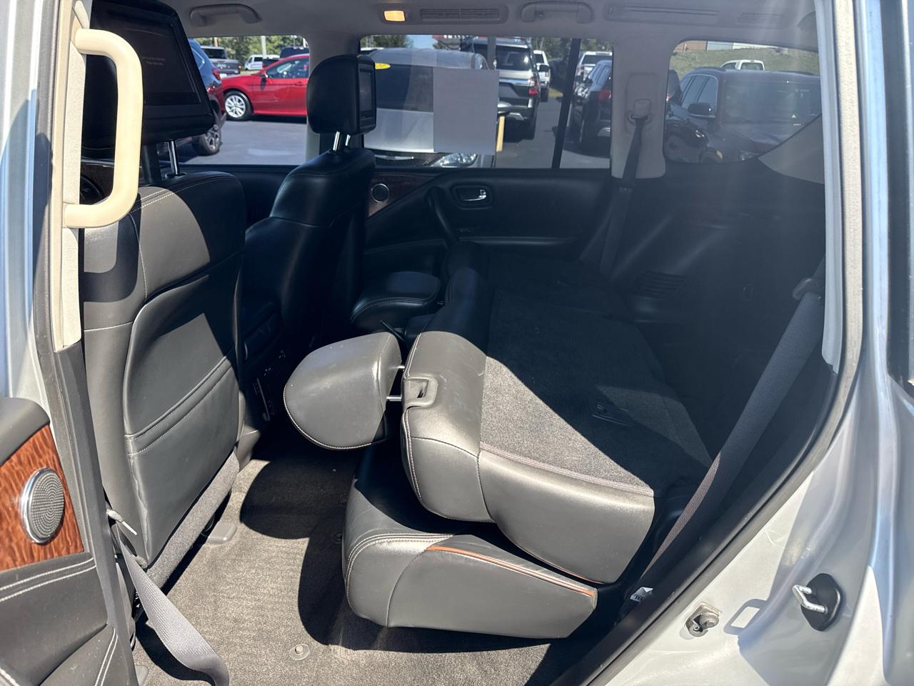 Nissan Armada  2020
