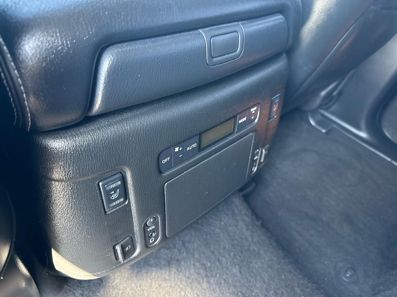 Nissan Armada  2020