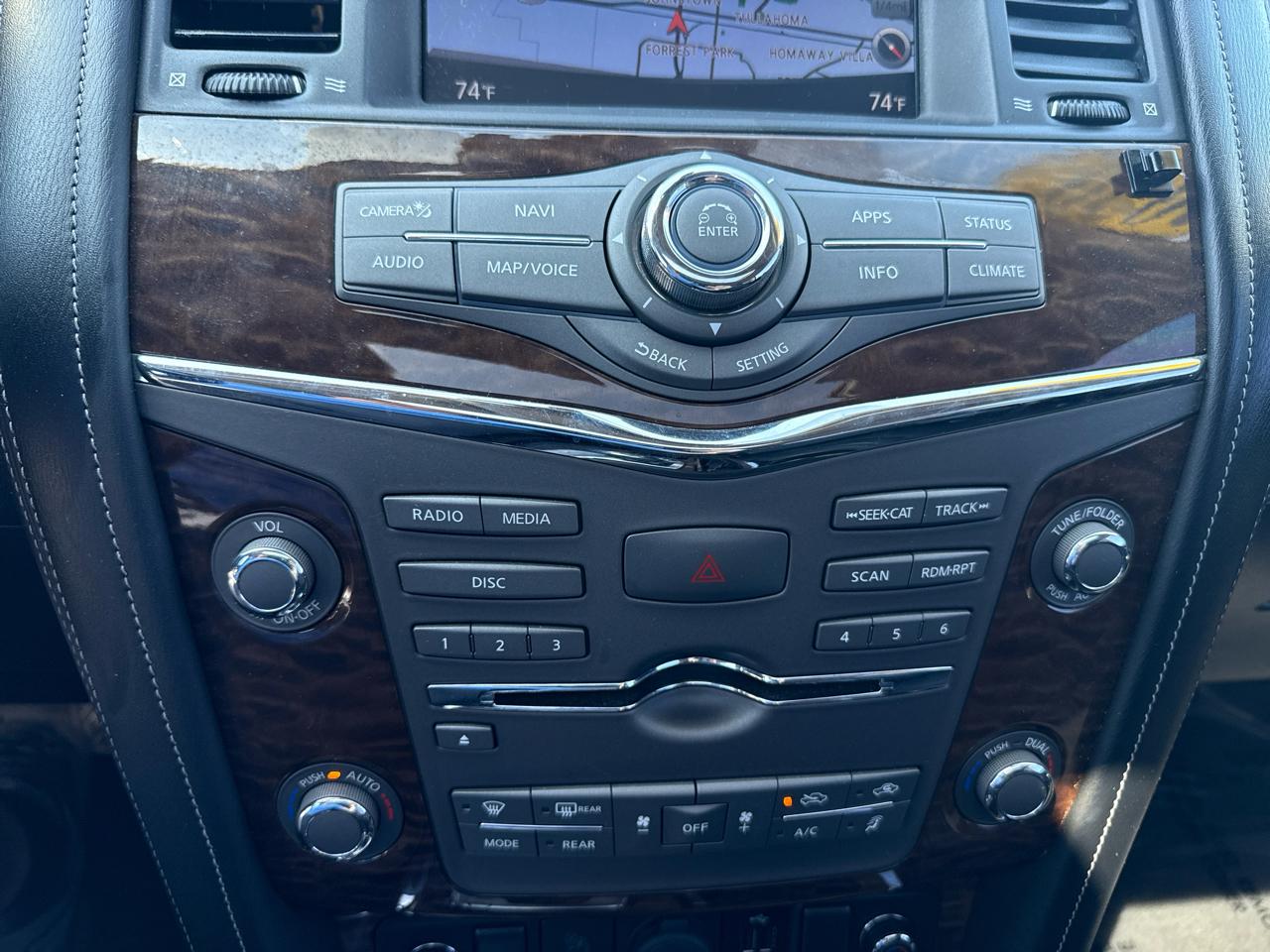 Nissan Armada  2020