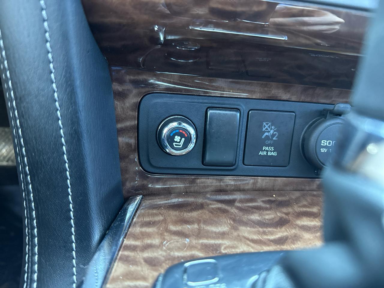 Nissan Armada  2020