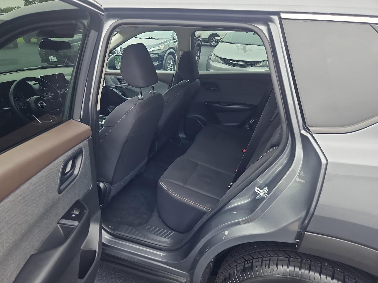 Nissan Rogue  2023