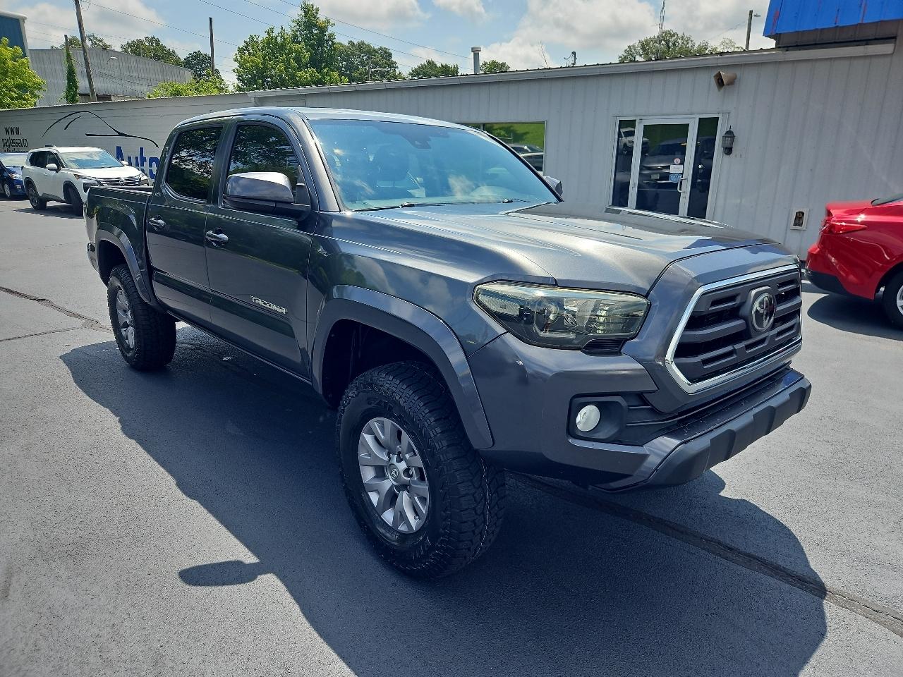 Toyota Tacoma  2019