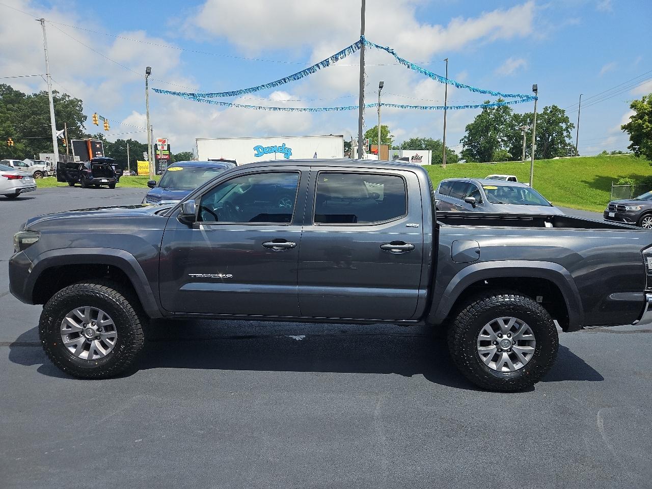 Toyota Tacoma  2019