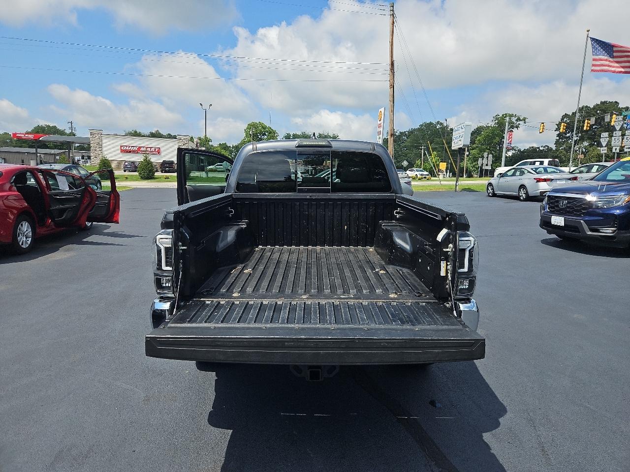 Toyota Tacoma  2019