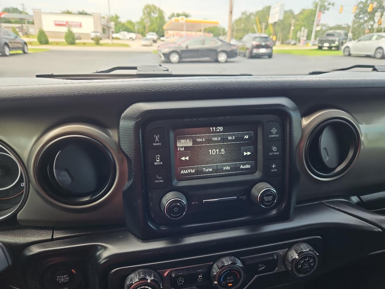 Jeep Wrangler  2019