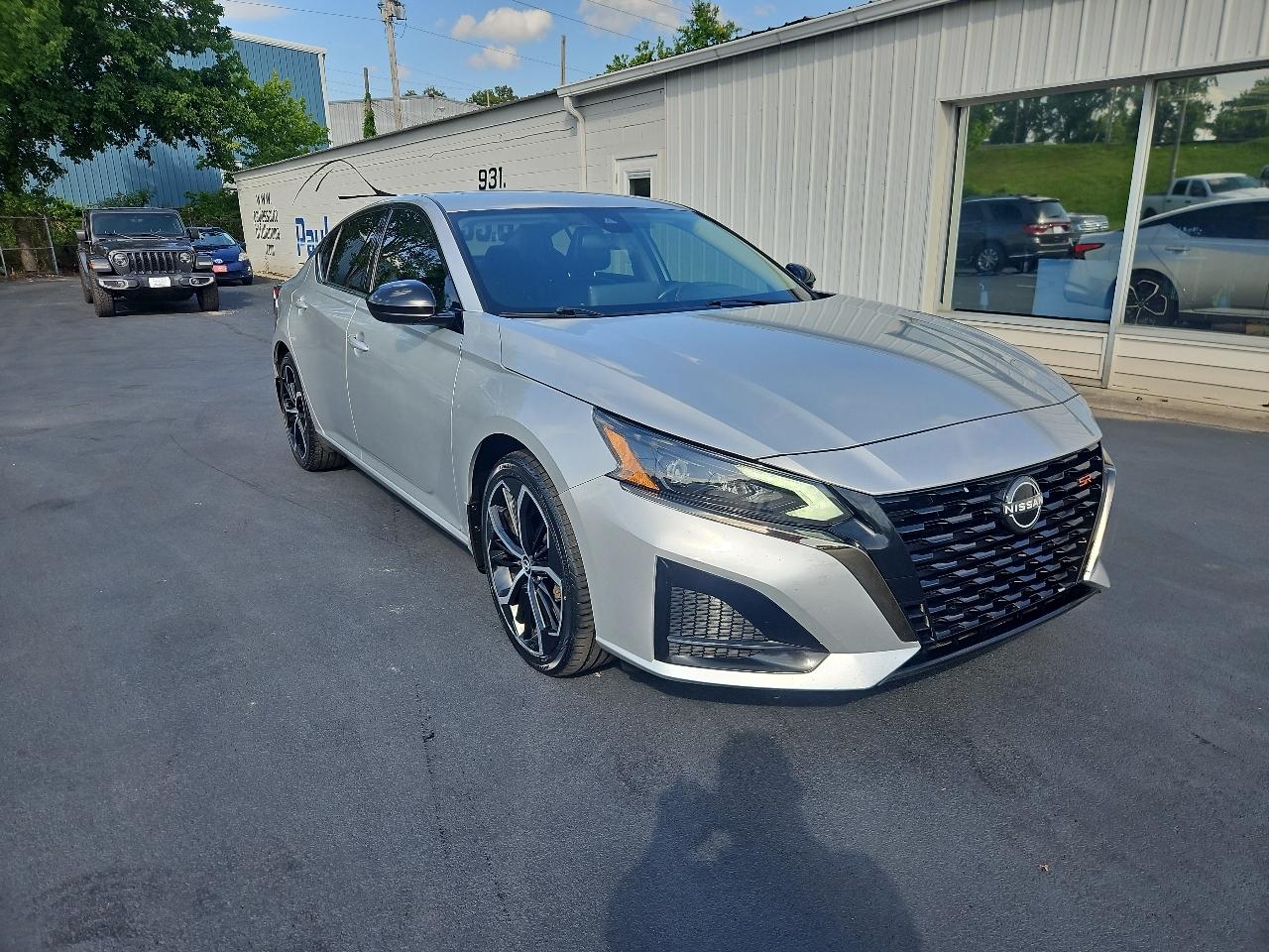 Nissan Altima  2024