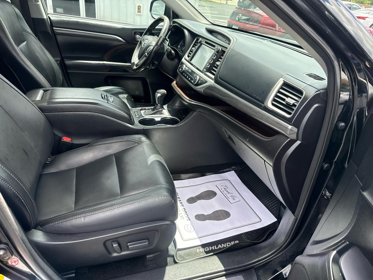 Toyota Highlander  2017