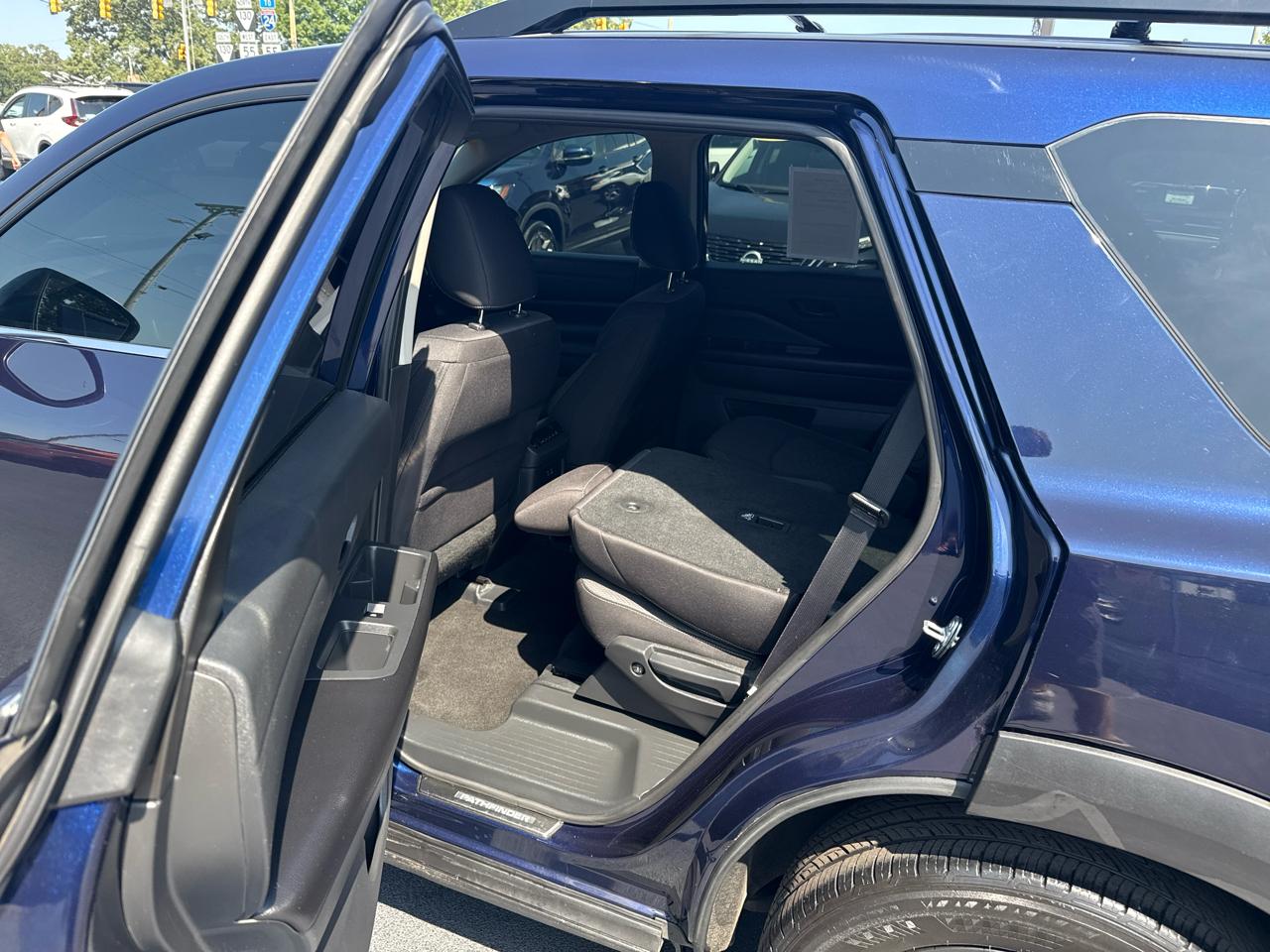 Nissan Pathfinder  2023