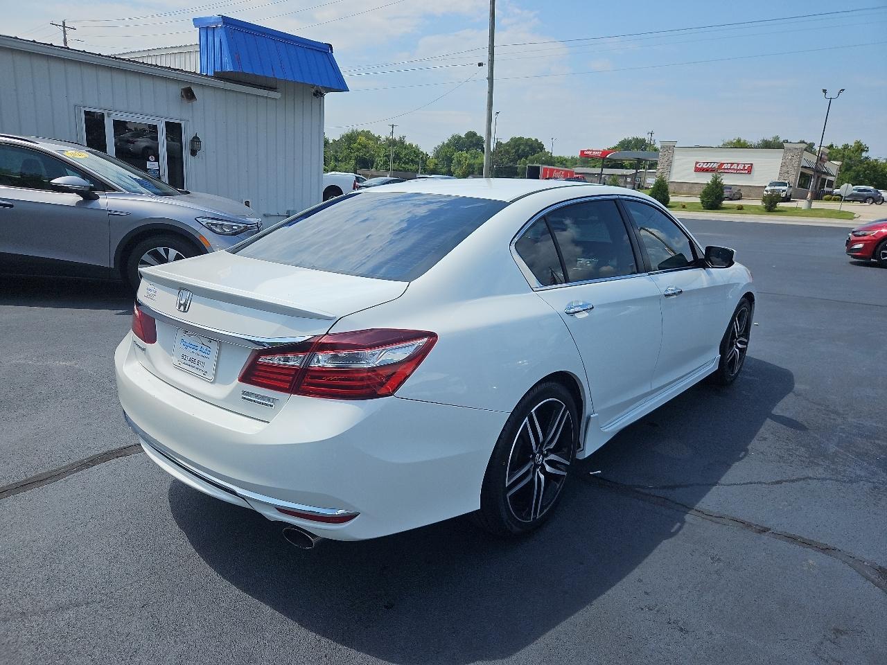 Honda Accord  2017