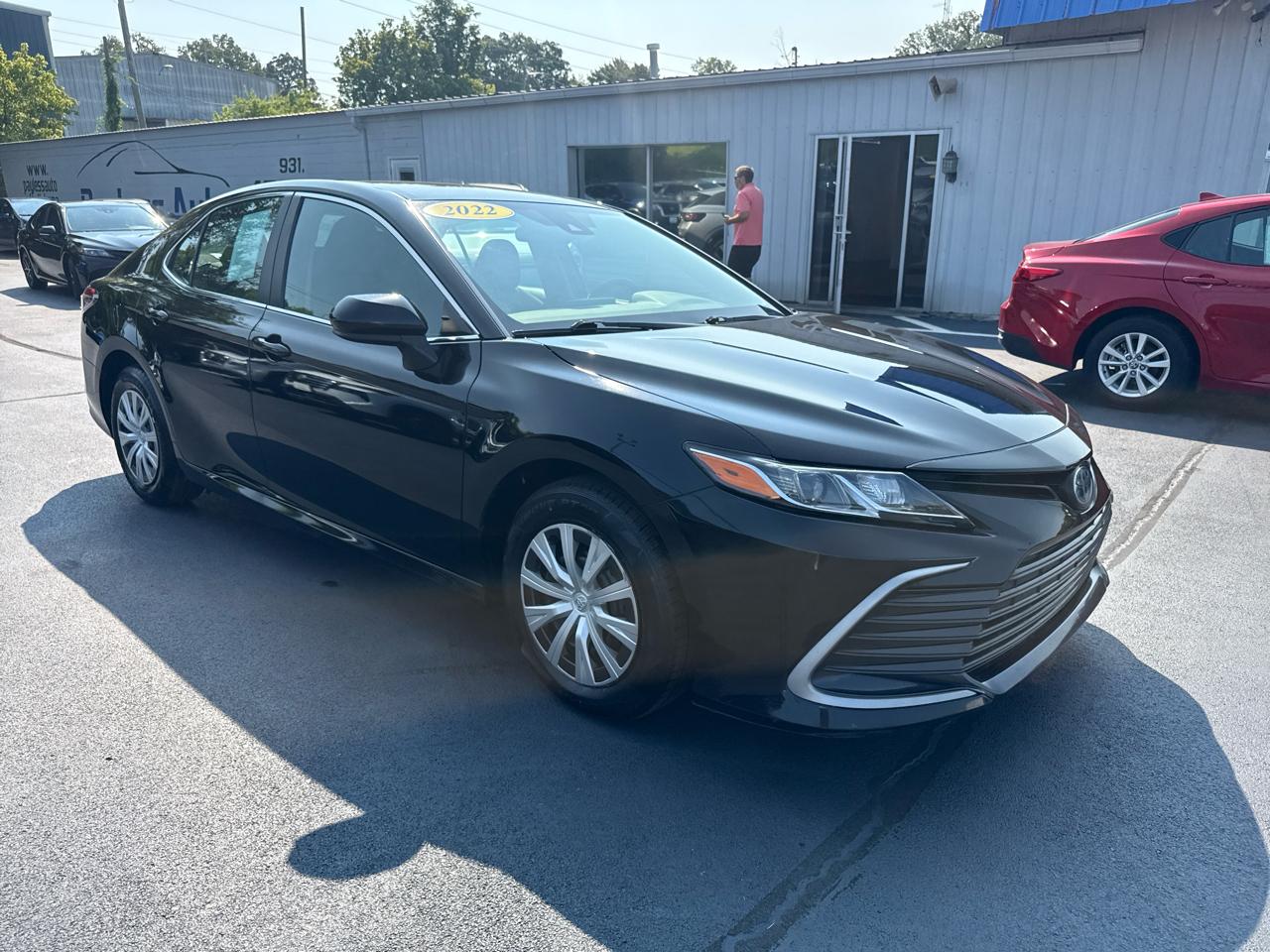 Toyota Camry Hybrid  2022