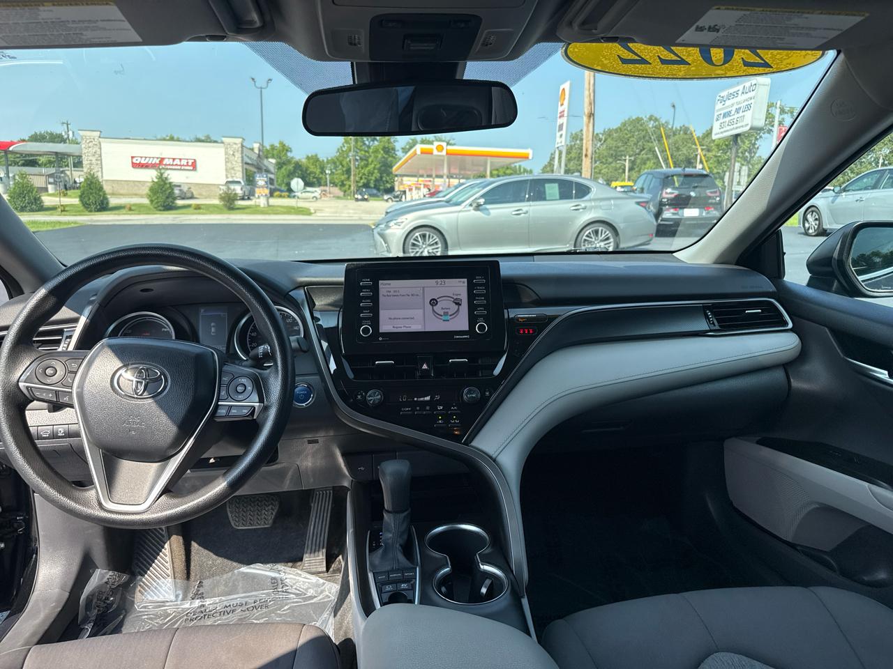 Toyota Camry Hybrid  2022