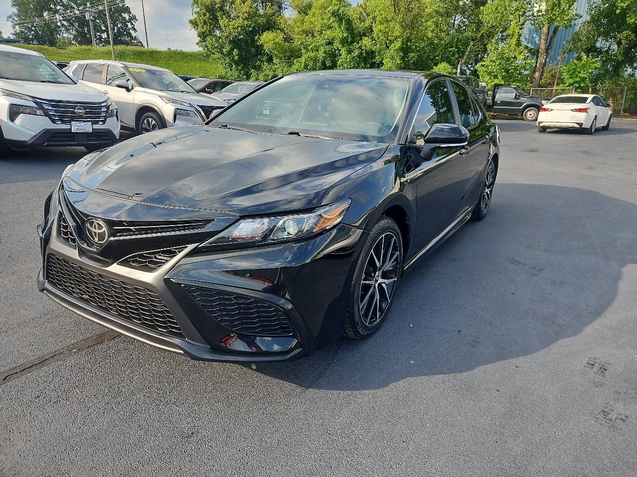 Toyota Camry  2024