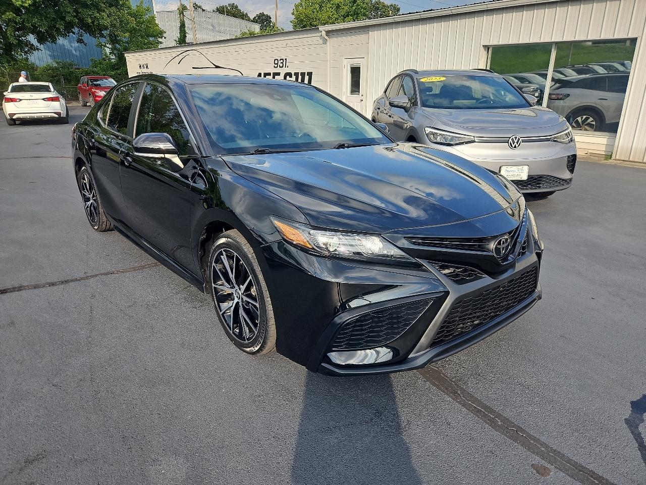 Toyota Camry  2024