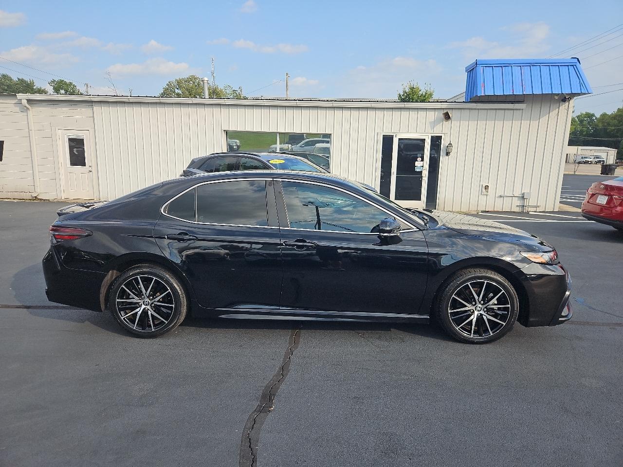 Toyota Camry  2024