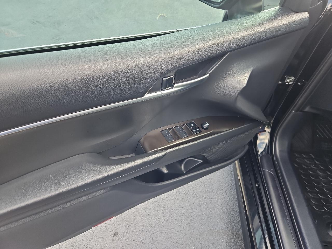 Toyota Camry  2024