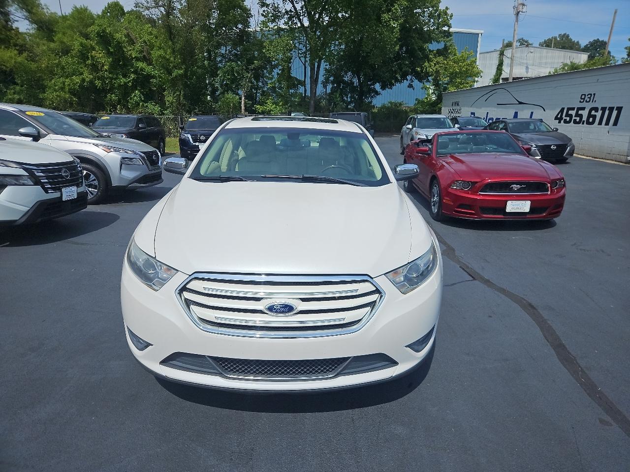 Ford Taurus  2013
