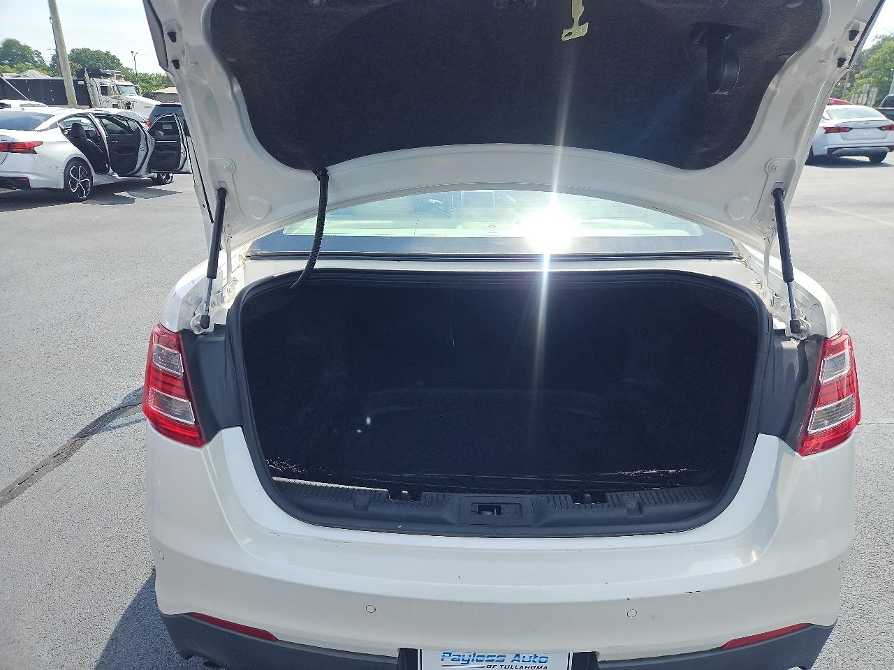 Ford Taurus  2013