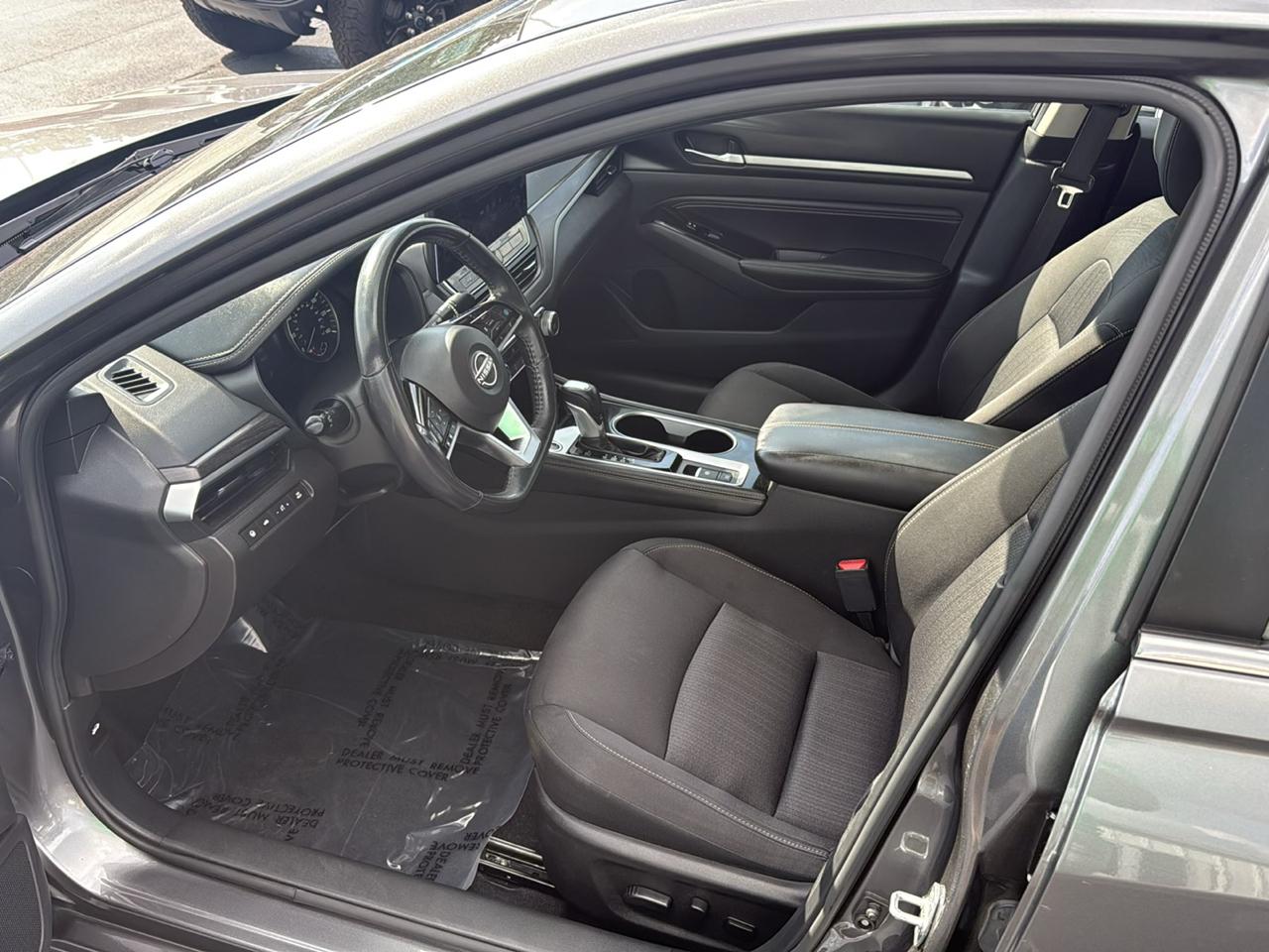 Nissan Altima  2023