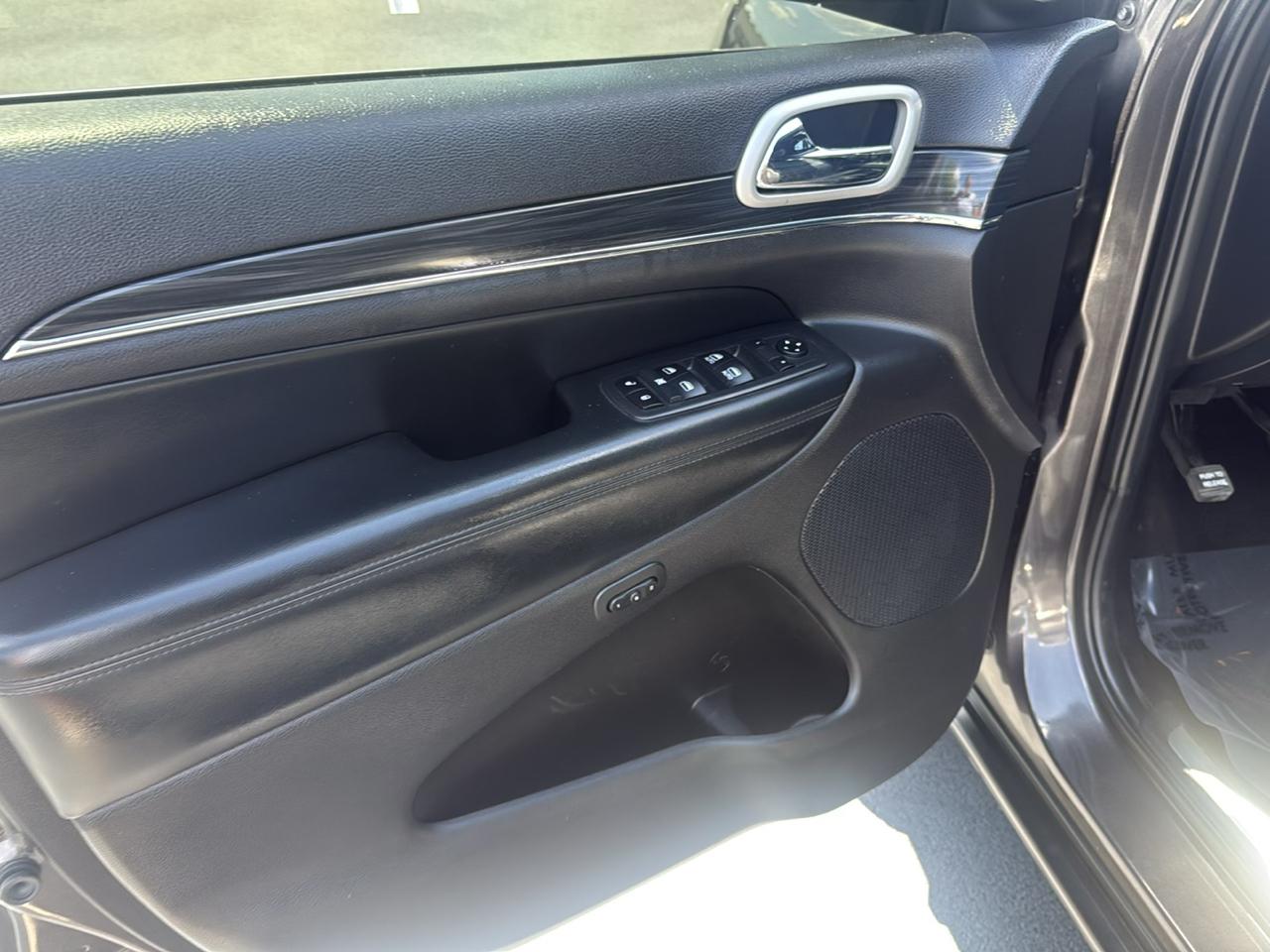 Jeep Grand Cherokee  2020