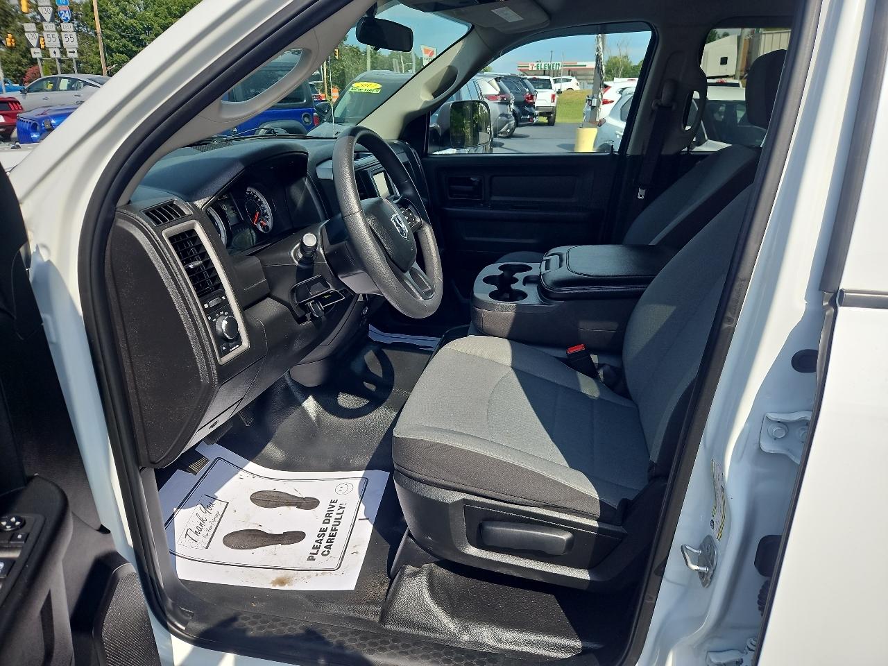 RAM 1500 Classic  2023