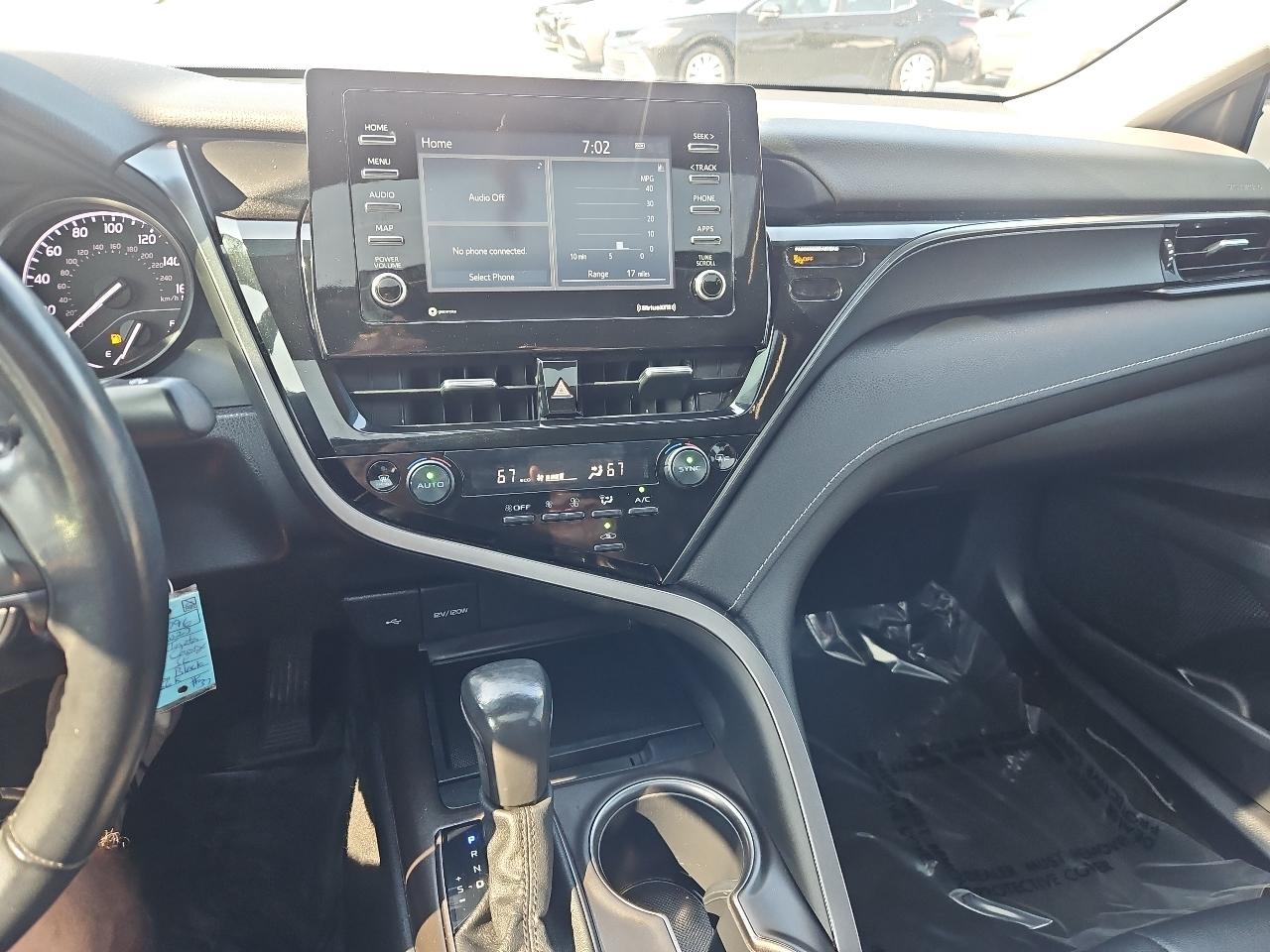 Toyota Camry  2023