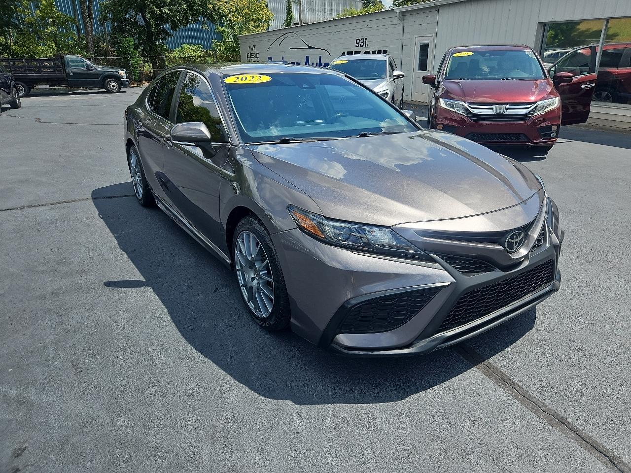 Toyota Camry  2022