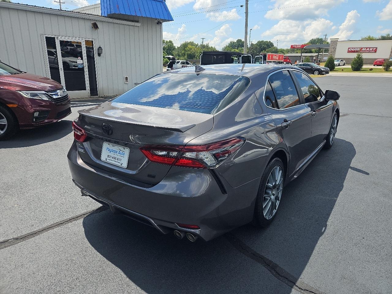 Toyota Camry  2022