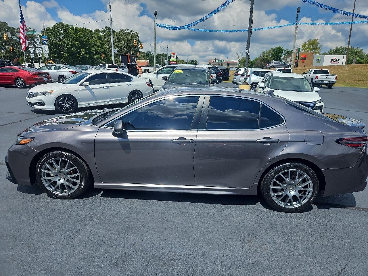 Toyota Camry  2022