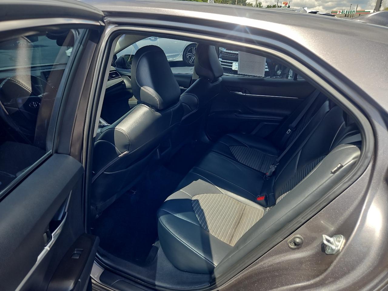 Toyota Camry  2022