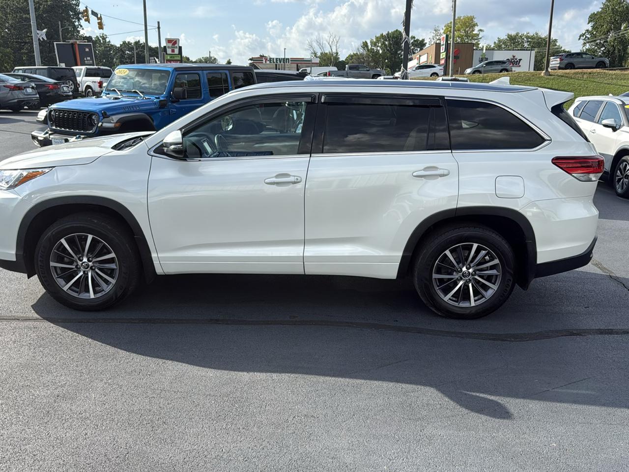 Toyota Highlander XLE 2018