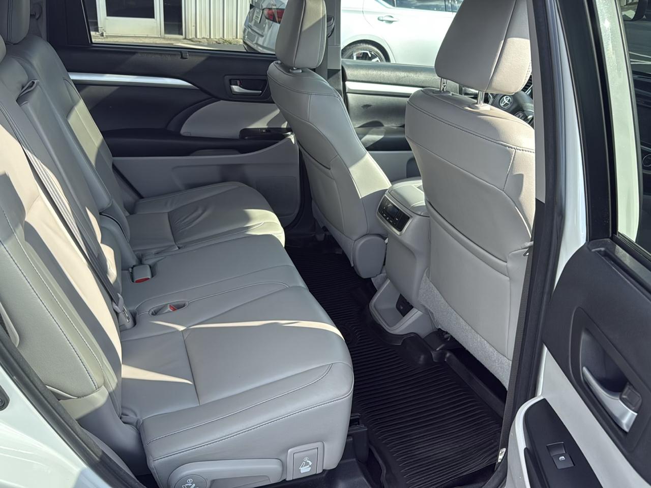 Toyota Highlander XLE 2018