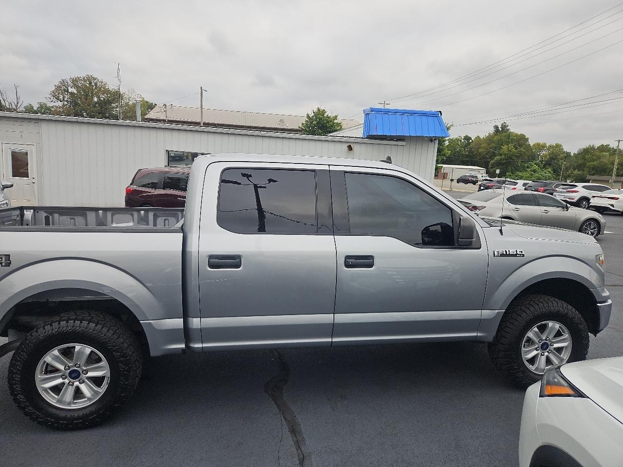 Ford F-150 photo 4